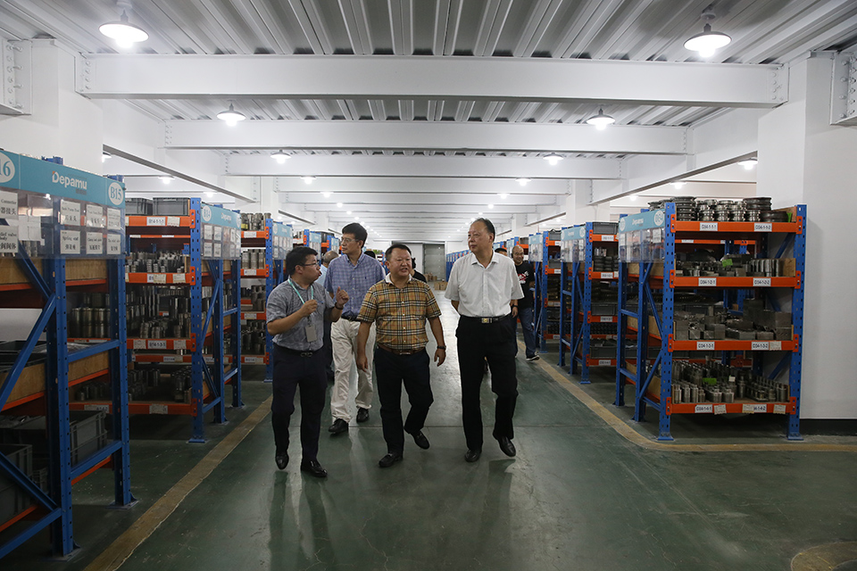 1571110413328461.jpg B71Z0826.jpg